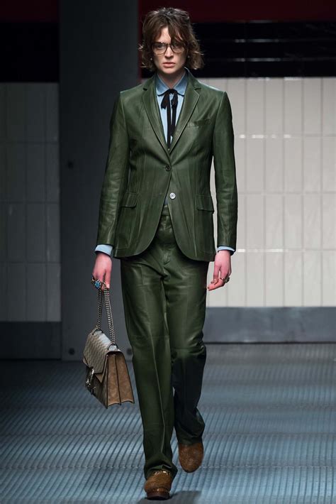 modelli gucci 2015|Watch Gucci Fall 2015 Ready.